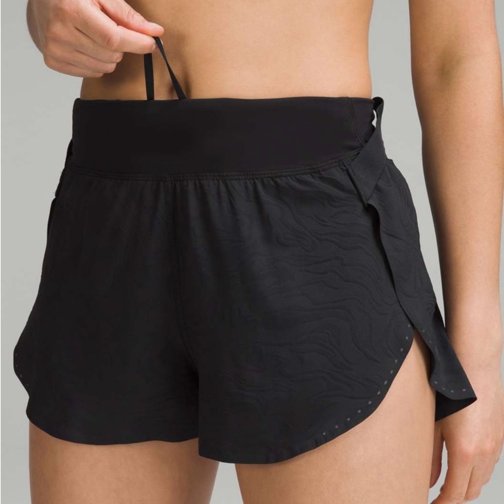 Lululemon Fast and Free High-Rise Short 2" *Airflow